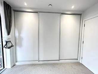 The Benefits of Fitted Sliding Wardrobes: Tailoring to Your Needs